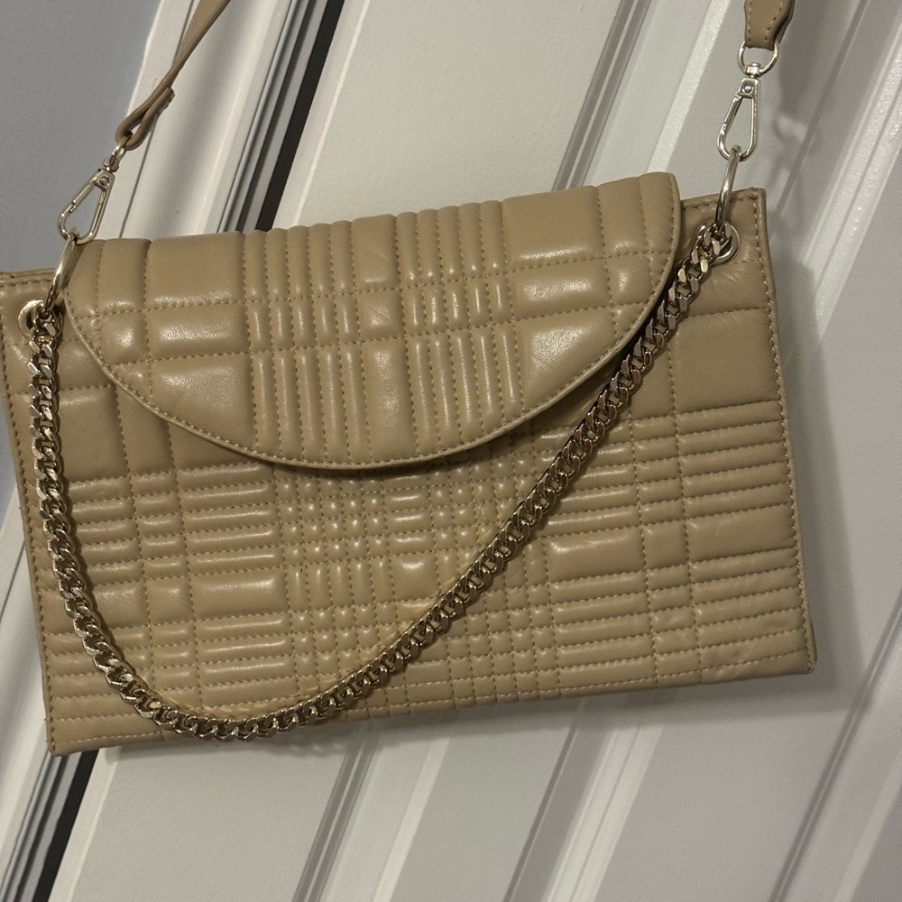 Vince Camuto Elegant Tan Quilted Chain Shoulder Bag
